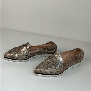 EUC AGL ATTILIO GUISTI MICRO POINTED TOE GREY MULTI SNAKE LEATHER LOAFER 7 M